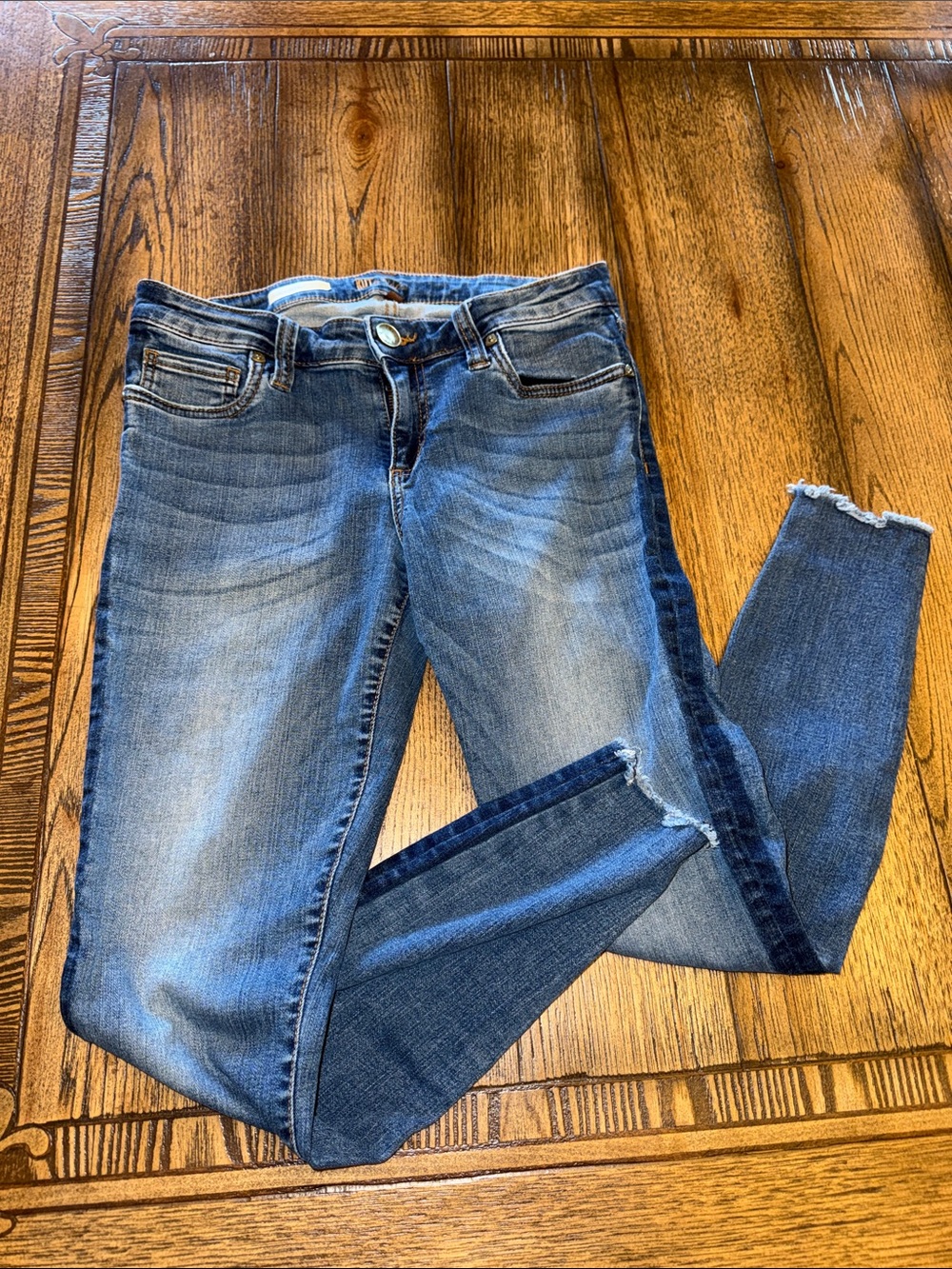 Kut from the Kloth Two-Tone Blue Skinny Jeans with Raw Hem